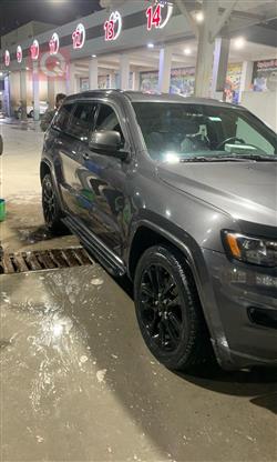 جيب جراند شيروكي